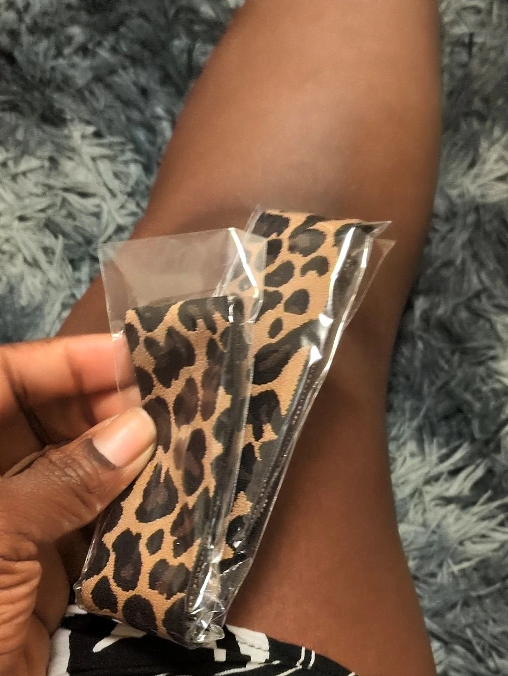 Leopard Print Hair Accessory - Picture 5 of 7